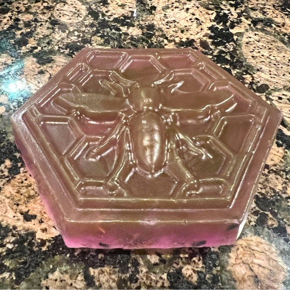 Artisan Handmade Lavender and Honey Soap - Picture 2 of 5
